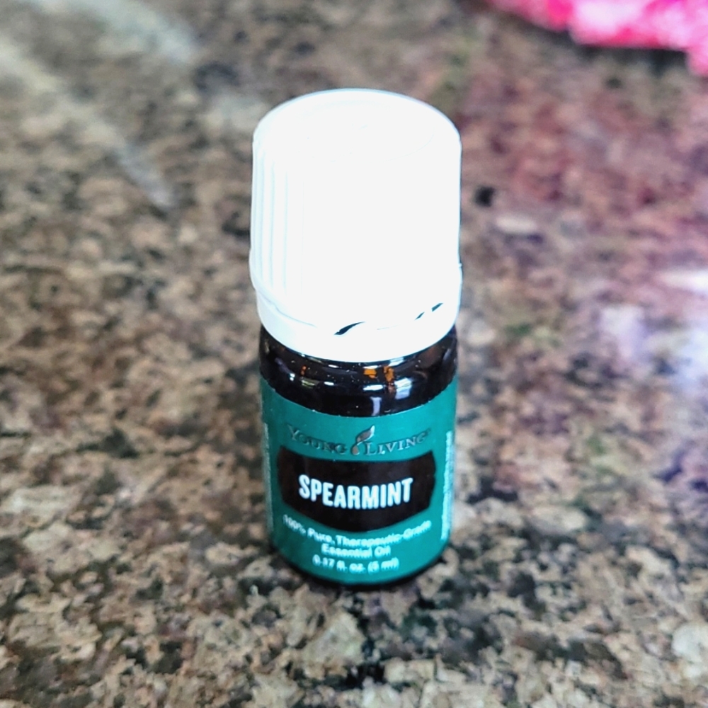 Young Living Spearmint essential oil